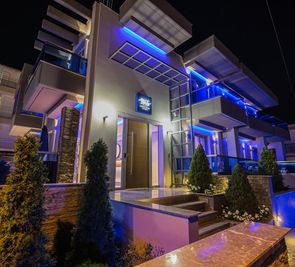 SKS Boutique Rooms