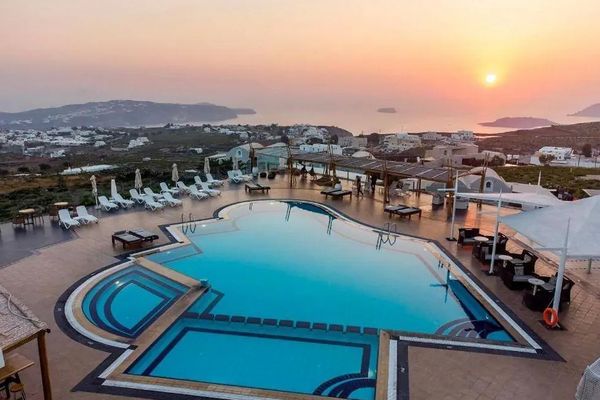 Smy Santorini Suites Villas