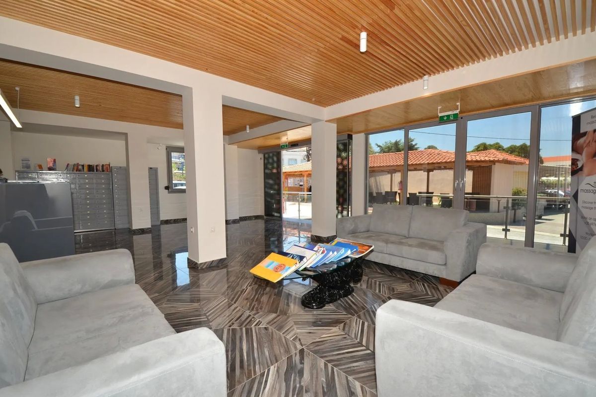 Sousouras Holiday Resort - recepcja / lobby