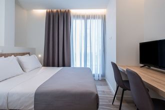 Spot Apart Residencies