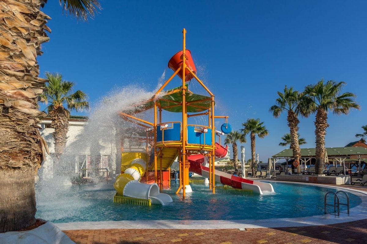 Star Beach Village - zjeżdżalnia