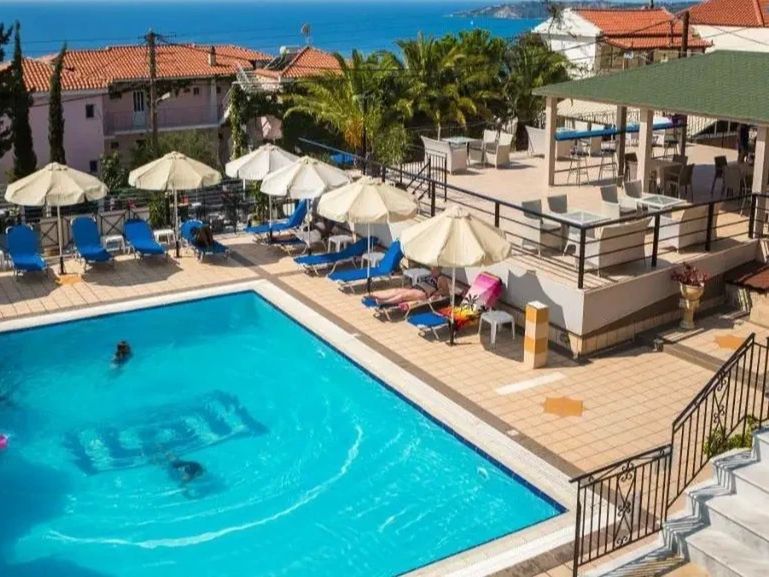 Stefanos Studios 3*