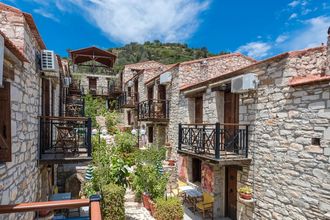 Petrino Horio Stone Village