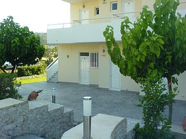 Studio Iris 2*