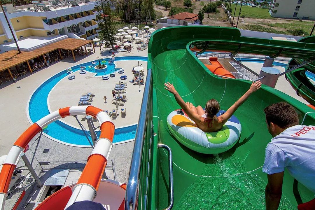 Sun Palace (Faliraki) - zjeżdżalnia