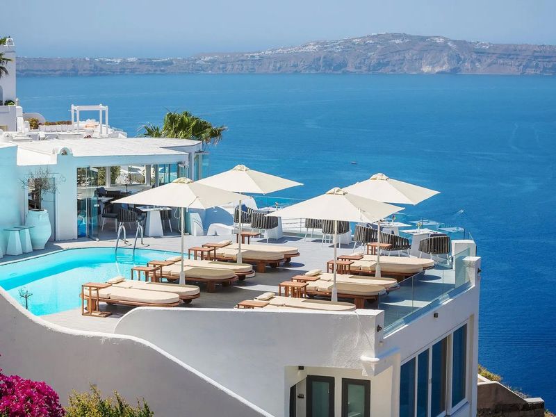 Sun Rocks 5*