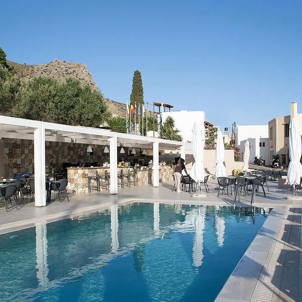 Sundance Apartments & Suites