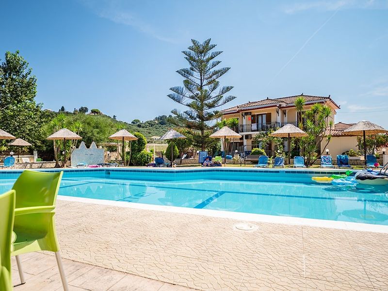 Sunny Garden (Tsilivi)