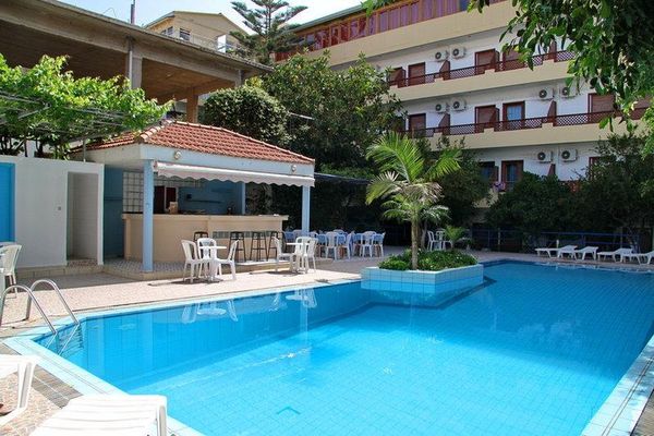 Sunny Resort (ex D&D Resort)