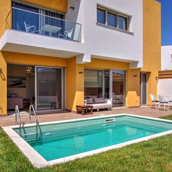 Tessera Villas Collection