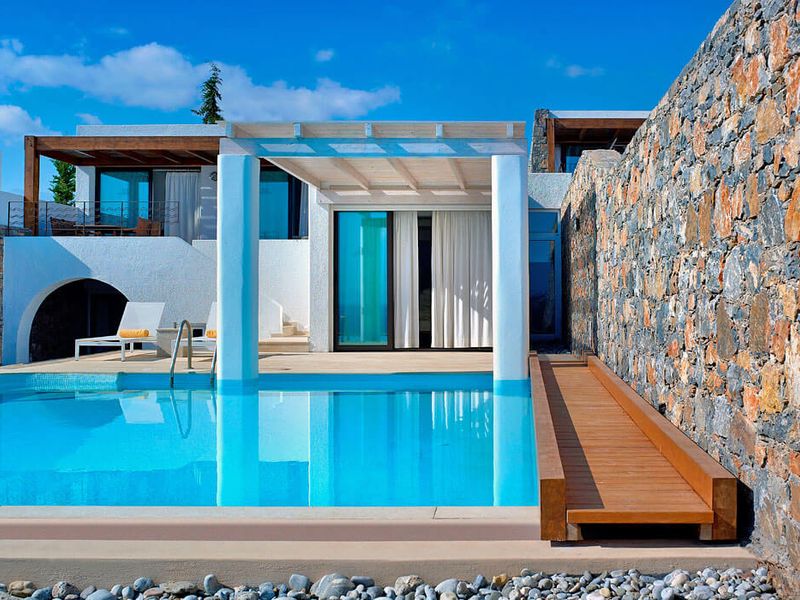 Thalassa Villas 5*