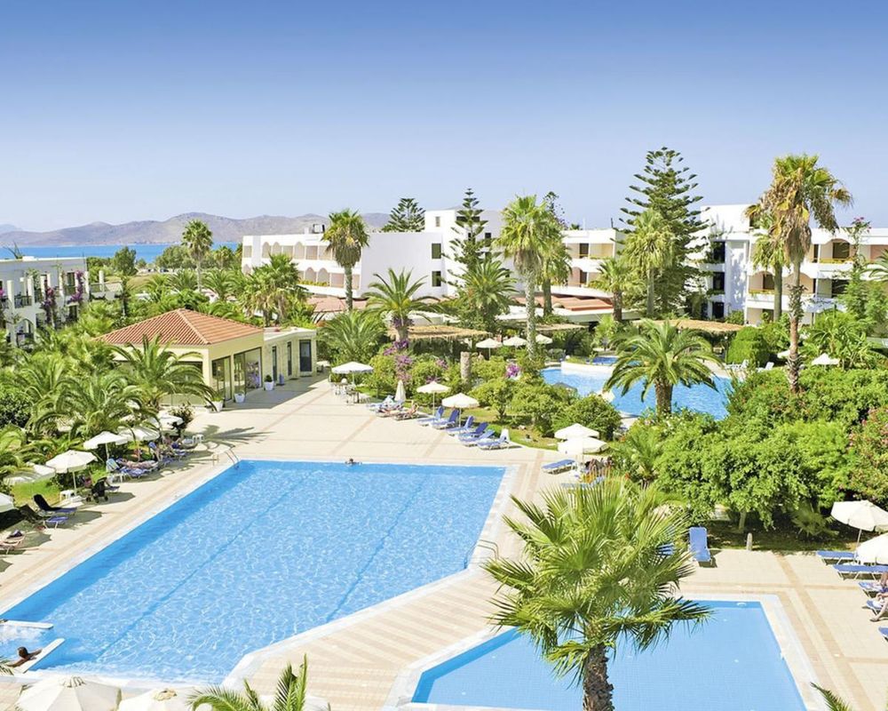 Tigaki Beach