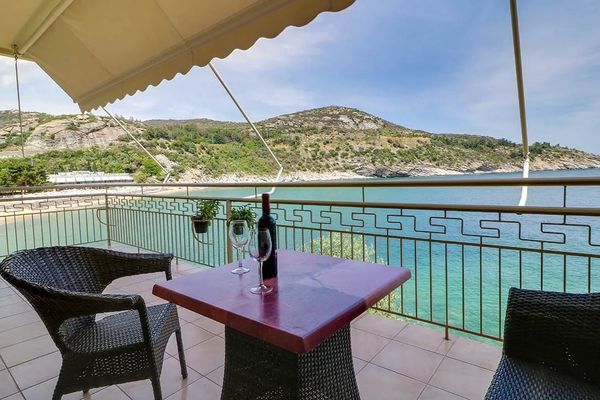 Tosca Beach (ex. Bomo)