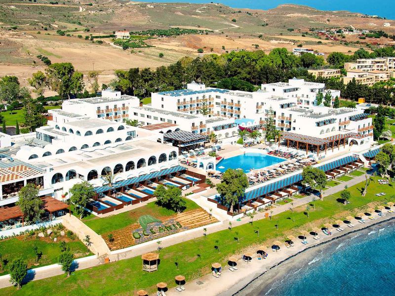 TUI BLUE Oceanis Beach Resort & Spa