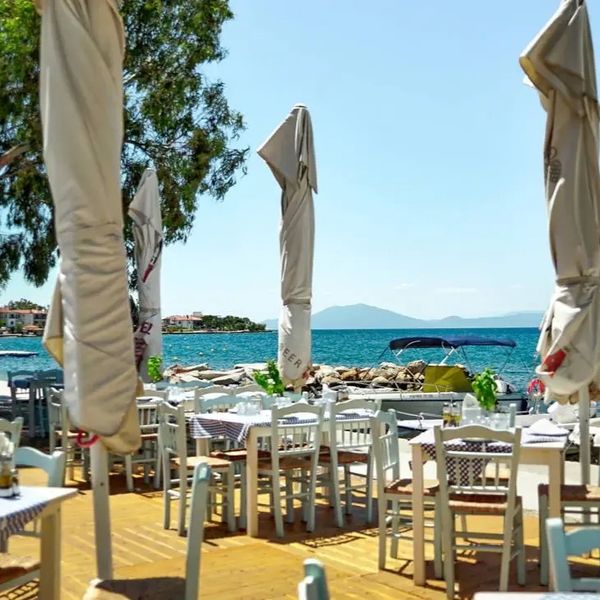 Valis Resort