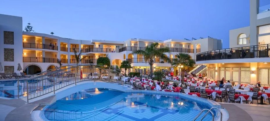 Vantaris Palace (Georgioupolis)