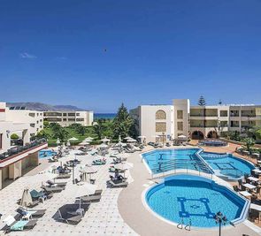 Vantaris Palace