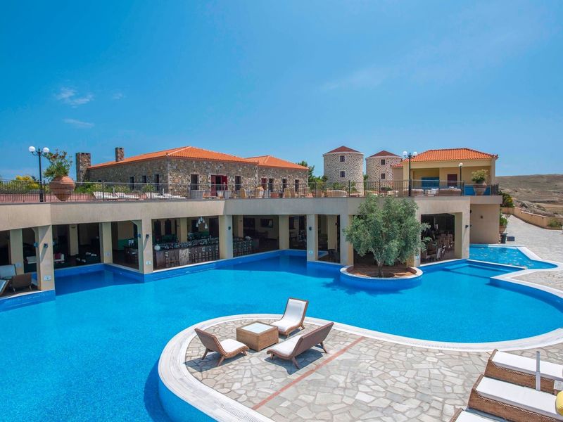 Varos Village Boutique