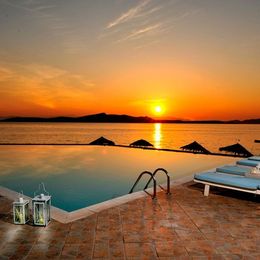 Venus Beach (Nea Stira)
