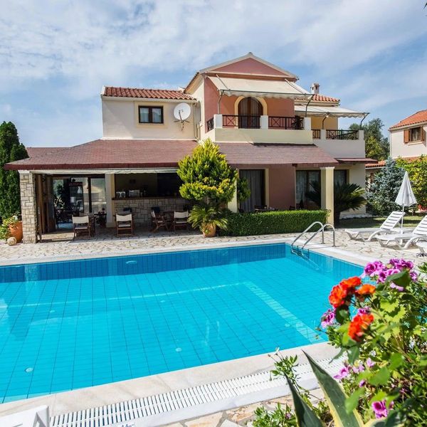 Villa Violetta (Acharavi)