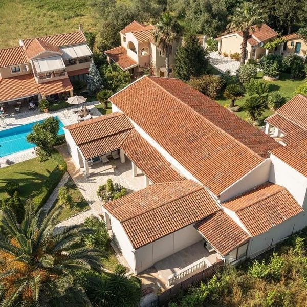 Villa Violetta (Acharavi)