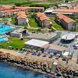 White Olive Marine Aquapark