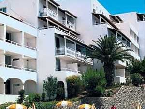 Yaliscari Palace