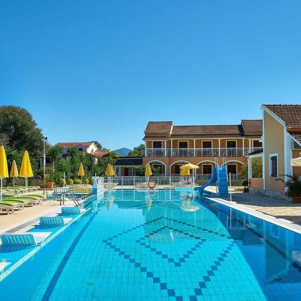 Yiannis Village