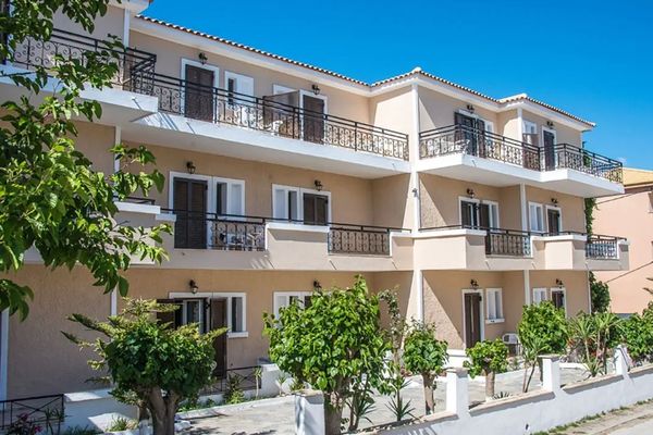 Zante Plaza Hotel & Apartments
