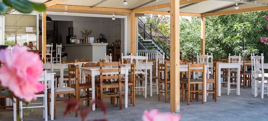 Zante Plaza Hotel & Apartments