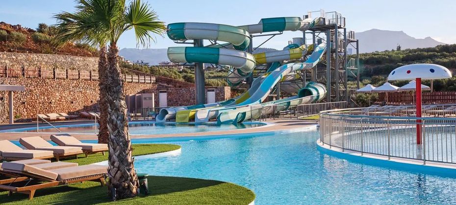 Zeus Eleva Mirabello Bay