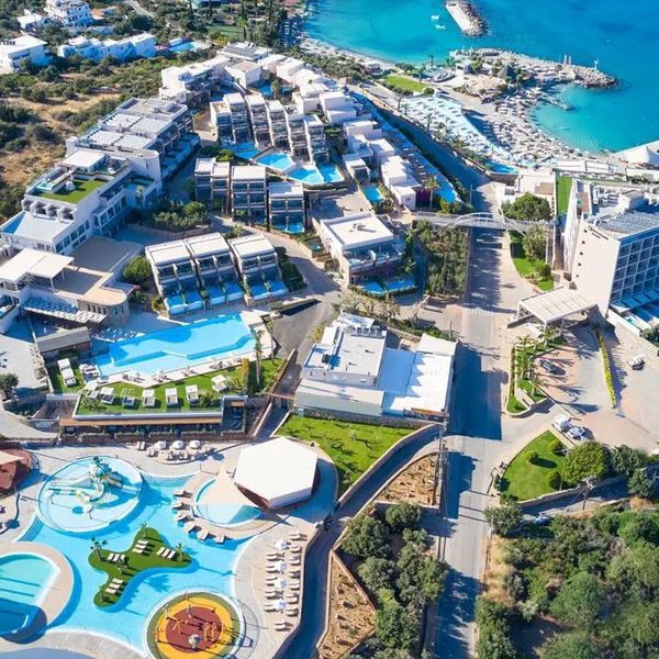 Zeus Eleva Mirabello Bay