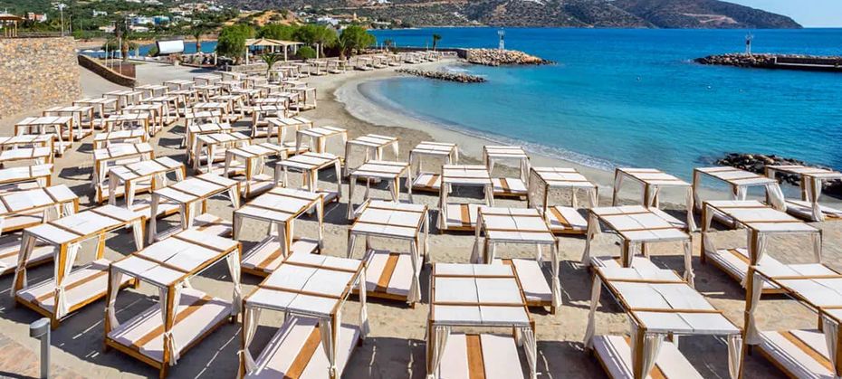 Zeus Eleva Mirabello Bay