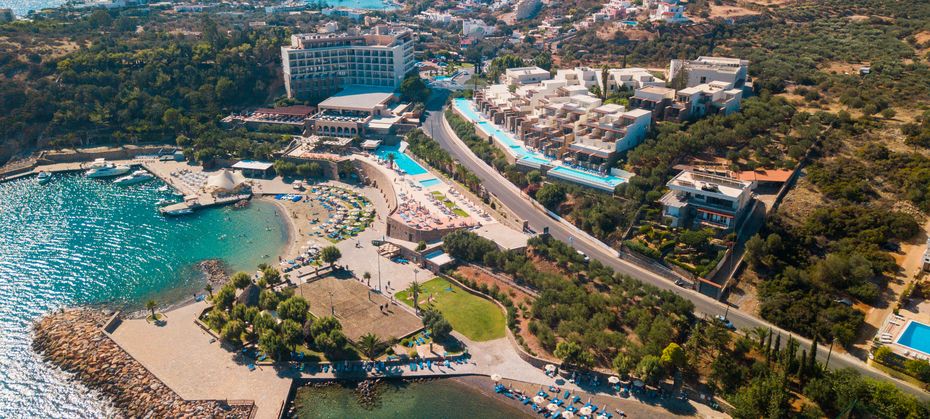 Zeus Eleva Mirabello Bay