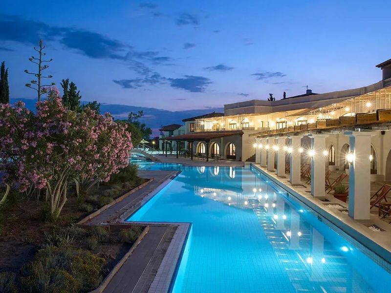 Zeus Eretria Resort