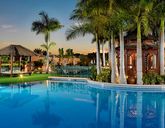 Green Garden Resort & Suites