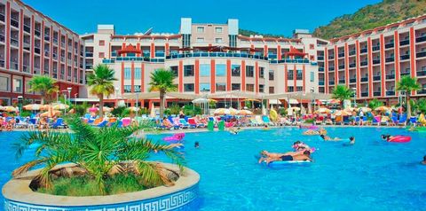 obiekt, teren hotelu, basen