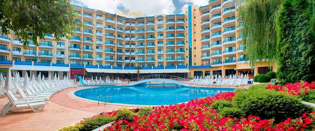 obiekt, teren hotelu, basen