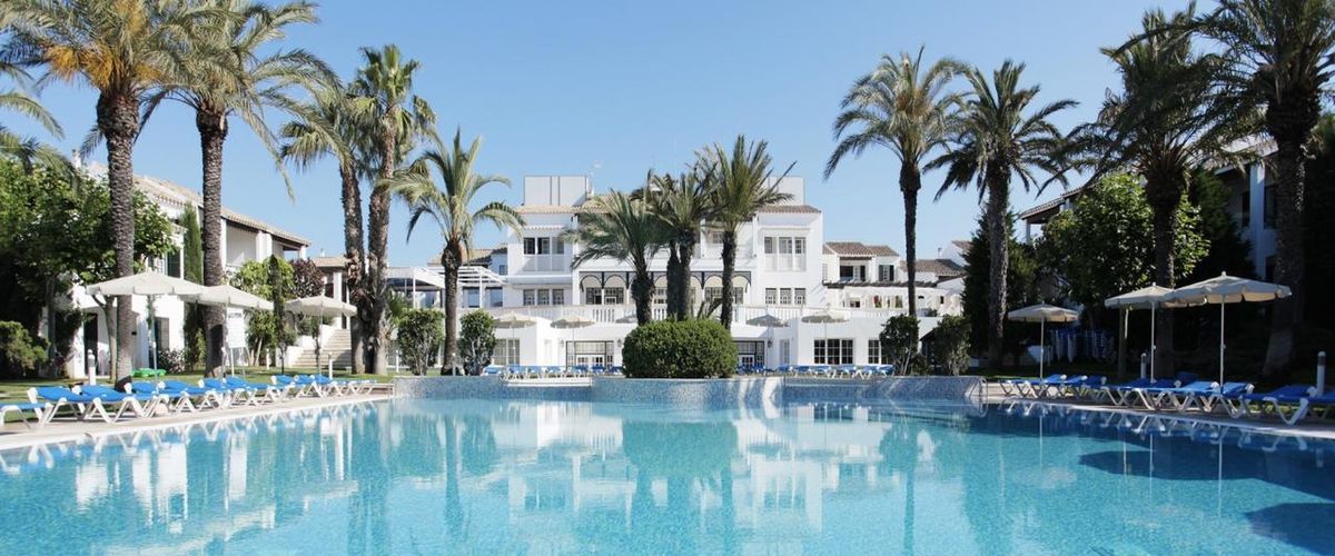 budynek główny, basen