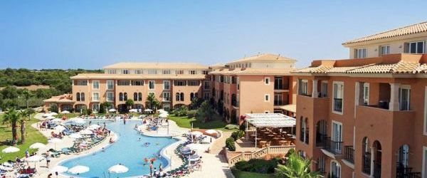 obiekt, teren hotelu, basen