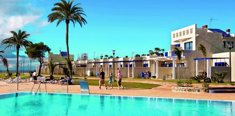 obiekt, teren hotelu, basen