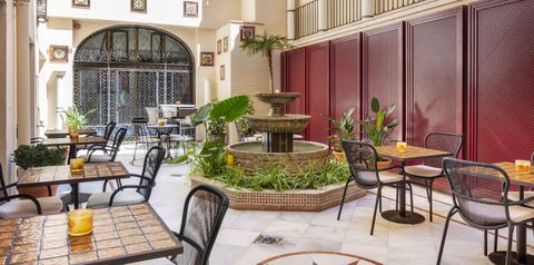 kawiarnia, teren hotelu