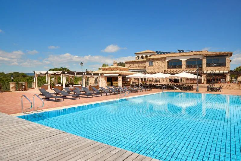 obiekt, teren hotelu, basen