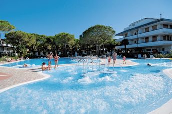 Happy Camp Residence Village