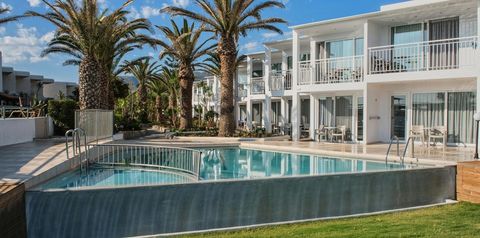 budynek główny, basen