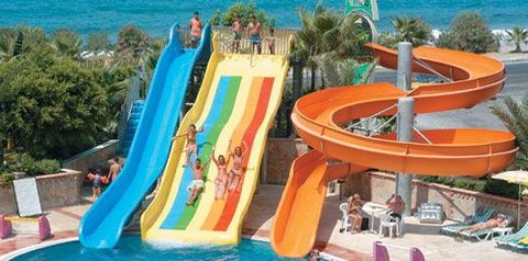 basen, zjeżdżalnia, aquapark