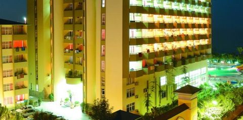 teren hotelu, basen, obiekt