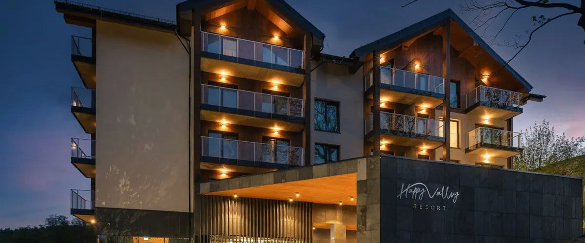 obiekt, budynek główny