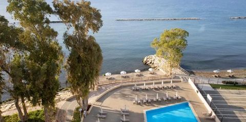 teren hotelu, basen, plaża