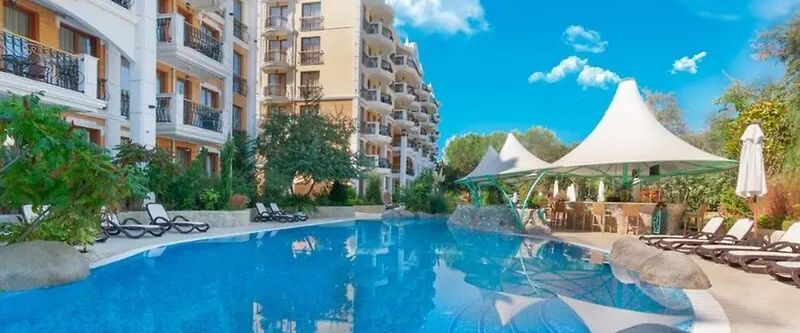obiekt, teren hotelu, basen